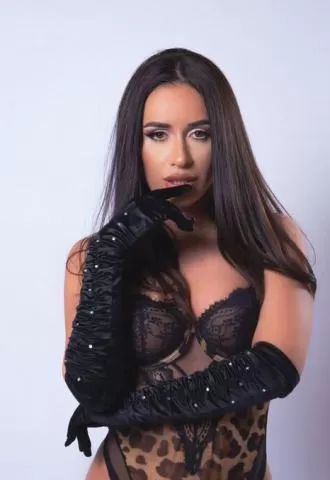 Top Models Noida Call Girls Offering Expensive Service at Decent Rate 1