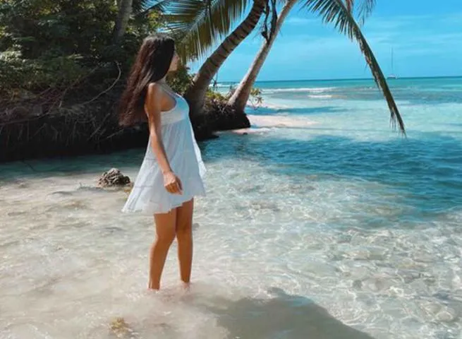Share my luxurious and romantic life moments with Escort in Azamgarh 2