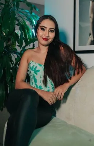 Verified Call Girls in Agra available for In-Call and Out-Call Service 3