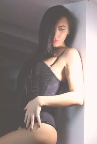 Punjabi Girl From Zirakpur Ready To Serve Top Quality Home Services 1