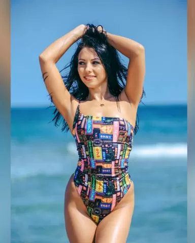 Indian Call Girl With Juicy Big Round Boobs Available For Wild Fun 1