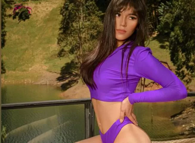 Amritsar Call girl is available 24/7 with incall and outcall service