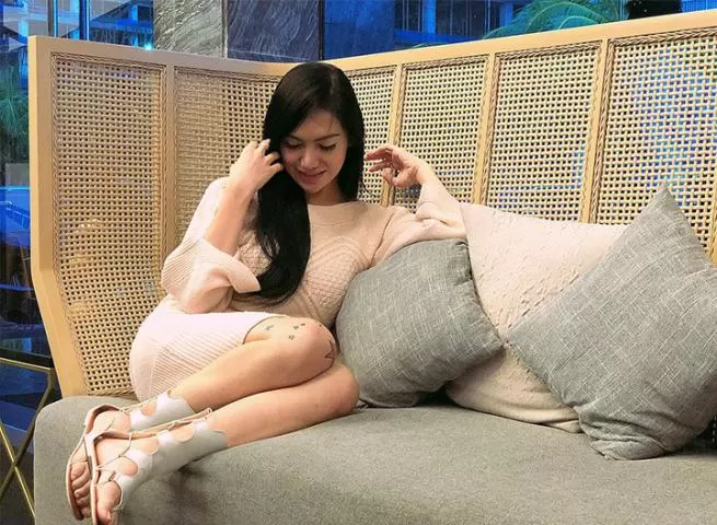 Book Call Girls For Unlimited Pleasure With In-call & Out-call