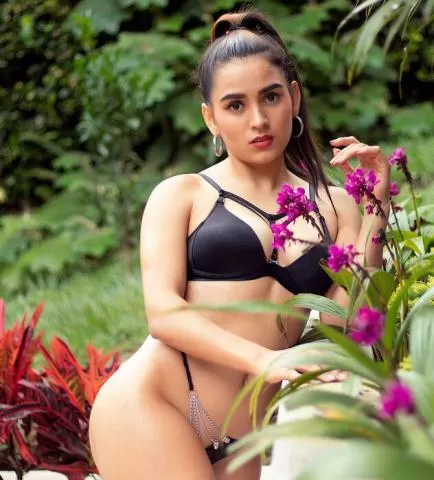 Kolkata VIP Call Girl Personal Satisfaction Available 24x7 2