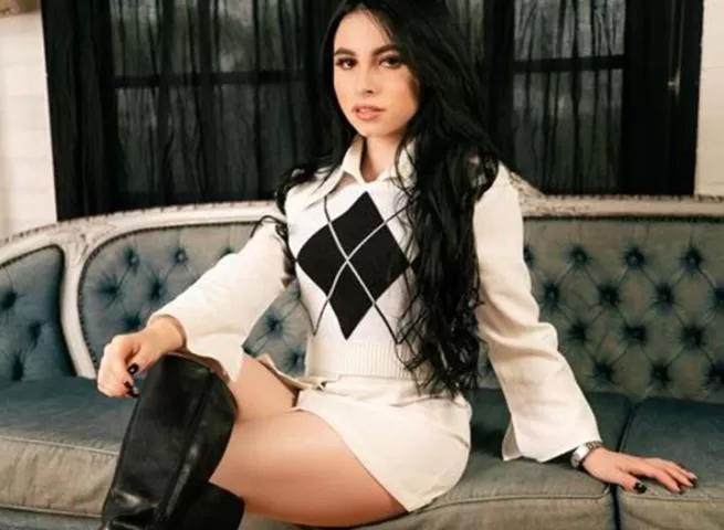 Find a genuine female in Bhubaneswar for dating and friendship nearby 3