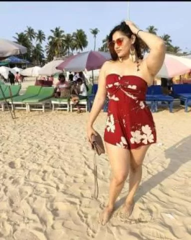 Call girl with an excellent rating in Delhi available for meetups