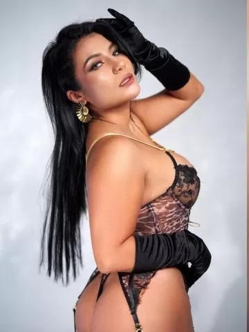 I look fantastic in anything even when i am nude 3