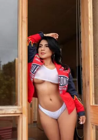 I look fantastic in anything even when i am nude 6