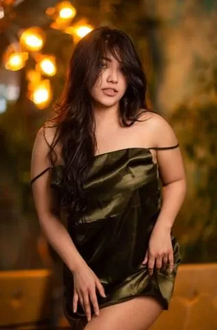 If a wild fuck is all you desire, go for the pornstar-like experience