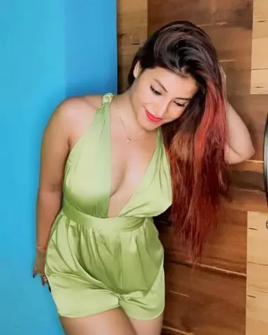 Looking for a short vacation or a long evening of pleasure, Meet me